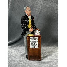 Статуэтка "Аукционер" Англия, 20 век, фарфор, Royal Doulton